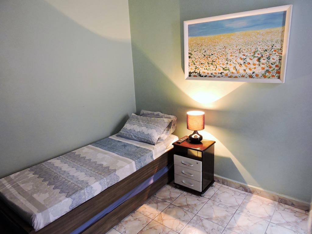 Apartment 10 *